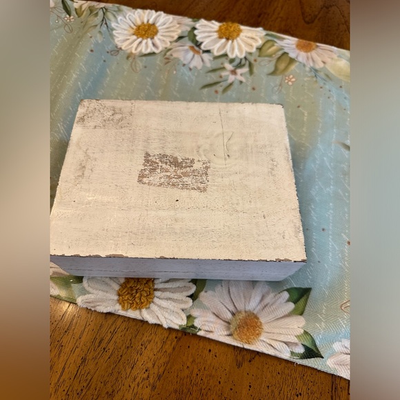 Cute coastal trinket box, white wash box, picture frame top excellent condition - Picture 7 of 13